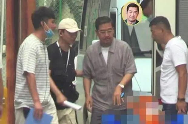 Càn Long Trương Quốc Lập tiều tụy, đi làm vất vả ở tuổi 65