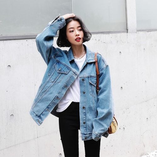 Chìa khóa phối màu trang phục: Màu vàng ăn rơ với đen, xanh, tím