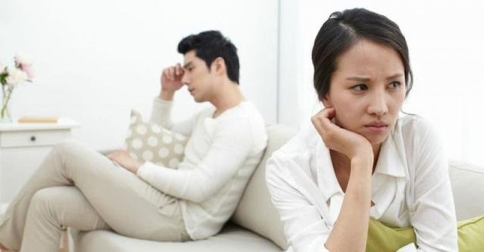 Chồng một tháng cho 4 triệu, bảo: “3 mẹ con tiêu từng đấy là đủ rồi”