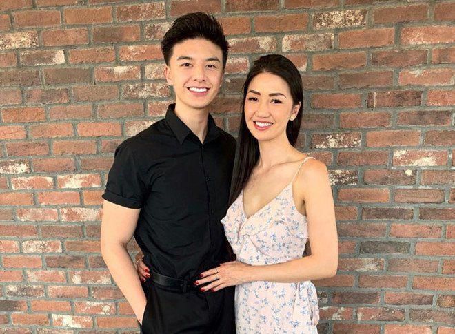 Có con lớn mà vẫn trẻ đẹp, mẹ U40 thường xuyên bị bạn của con xin số