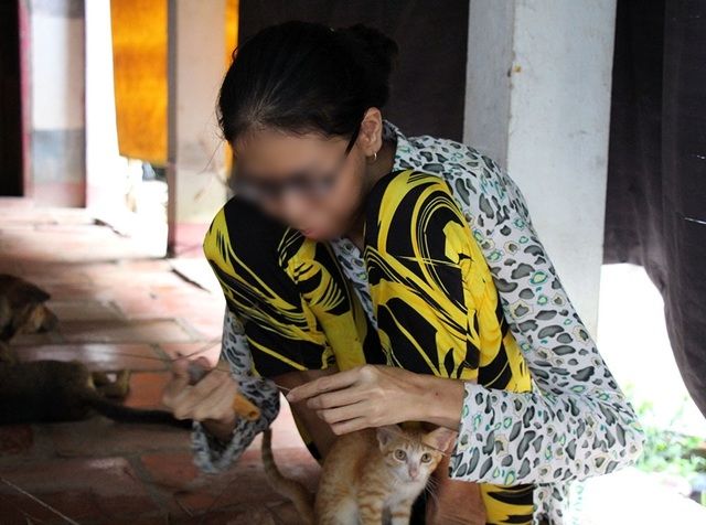Cao 2m, cô gái Trà Vinh ước có đủ sức khỏe, không tạo gánh nặng cho mẹ