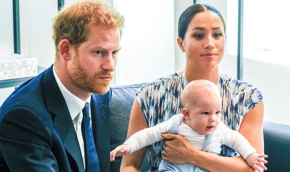 Con trai của Hoàng tử Harry: Muốn kết hôn phải được Quốc vương đồng ý