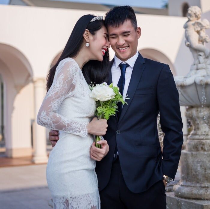 Công Vinh sướng rơn khi nghe Thủy Tiên nói ở nhà vợ nuôi