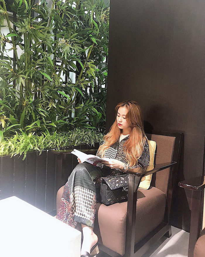 Dàn sao nữ từ trong ra ngoài nước diện đồ bộ vẫn sang không kém ai