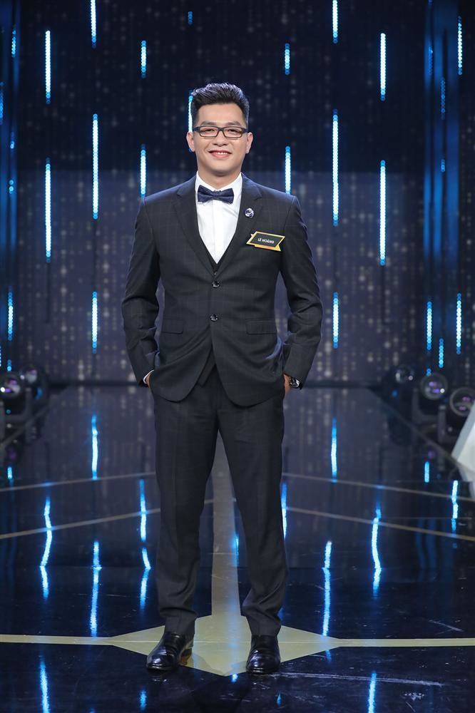 Danh tính CEO giỏi giàu tại Người Ấy Là Ai lộ ảnh hẹn hò Hương Giang