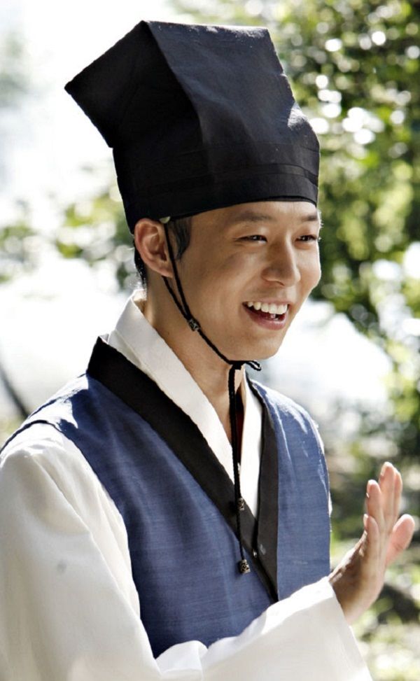 Diễn viên Chuyện tình ở Sungkyunkwan sau 10 năm: Yoochun rời showbiz