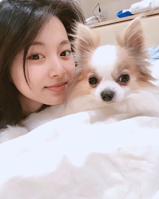 Đọ mặt mộc mỹ nhân Kbiz: Jisoo gây thương nhớ, Sana bị cho nhạt nhoà