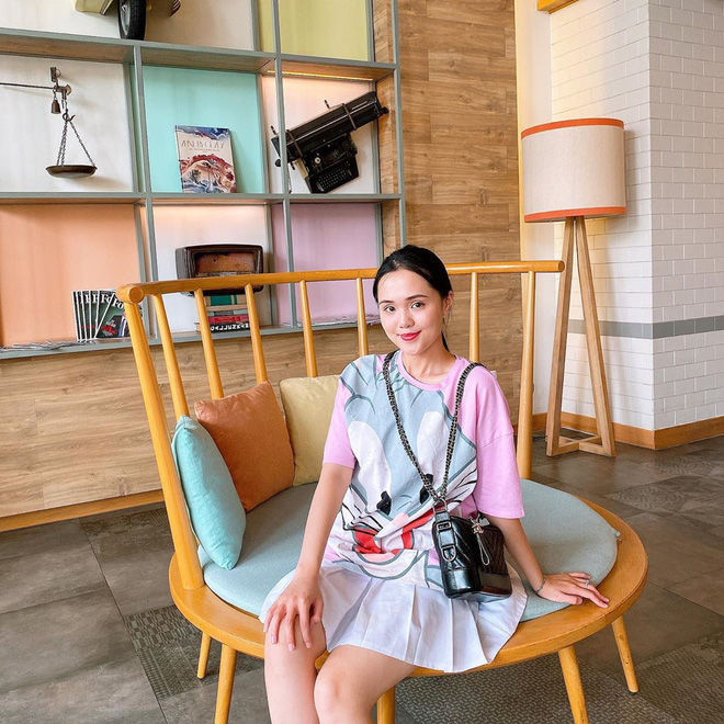 Đọ sắc vóc của dàn WAGs Việt: Yến Xuân táo bạo vẫn rén hơn Dianka