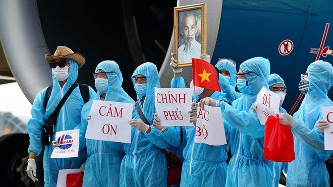 Ngày ra viện, bác sĩ của chuyến bay Ghi-nê Xích Đạo mới dám thở phào