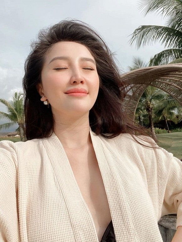 Noo Phước Thịnh rắc thính Mai Phương Thuý, Ngọc Trinh điệu đà