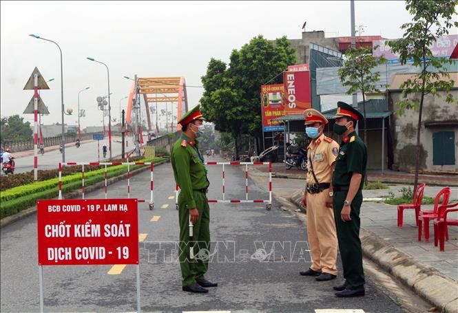 Sau khi phong toả 1 thôn, Hà Nam tạm dừng hoạt động dịch vụ giải trí