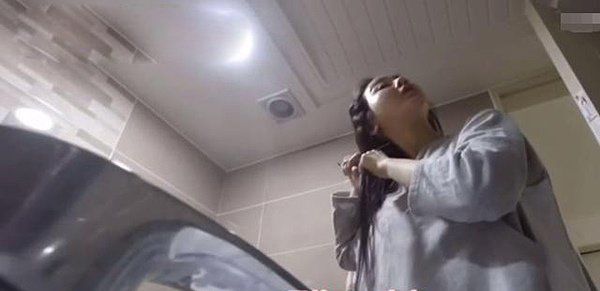 Hoa hậu Hàn mắng mẹ chồng tới tấp vì mở cửa tủ lạnh 13 giây