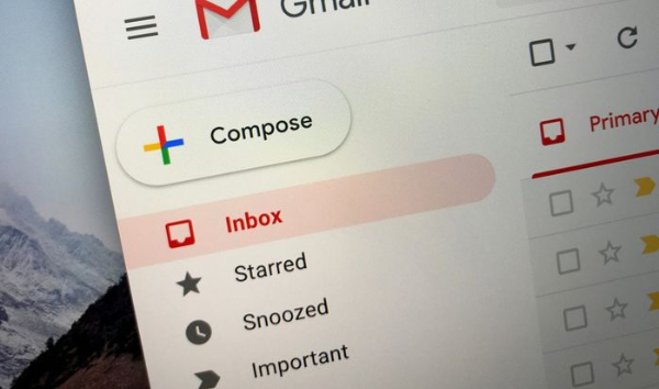 Hoãn cưới 2 lần do dịch, cô gái bị chồng tương lai cắm sừng qua email