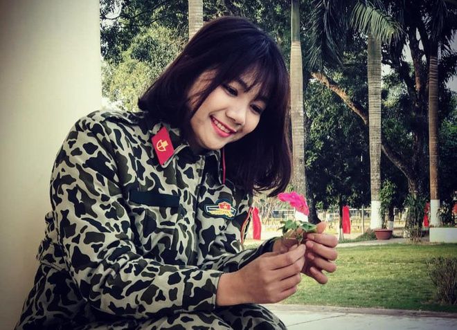 Tham gia show hẹn hò, hotgirl đặc công xinh như mộng ra về tay trắng