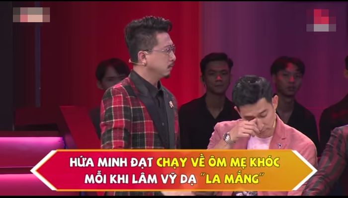 Hứa Minh Đạt chạy về ôm mẹ khóc nức nở mỗi khi bị vợ la mắng