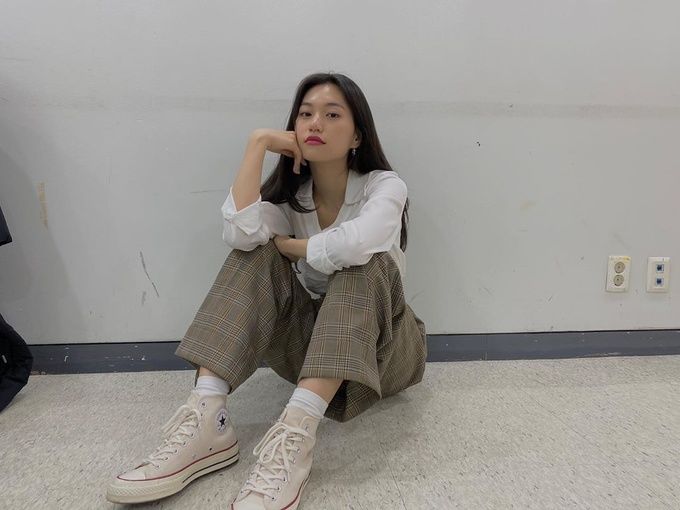 Jennie, Yuna, Kim Do Yeon... là đại diện phong cách high teen giới trẻ
