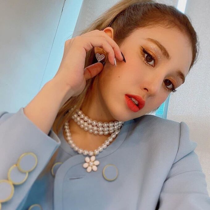 Jennie, Yuna, Kim Do Yeon... là đại diện phong cách high teen giới trẻ