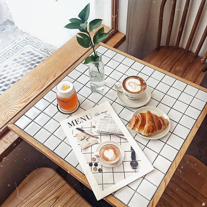 Không chỉ ghi món ăn, menu nhà hàng ẩn nhiều mánh móc túi thực khách