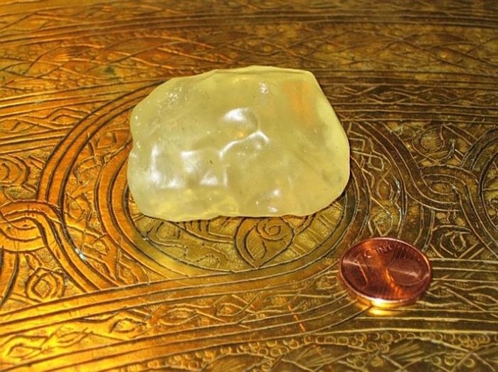 Không thể tin được sa mạc khô cằn lại có thể tìm thấy 8 thứ kì lạ này