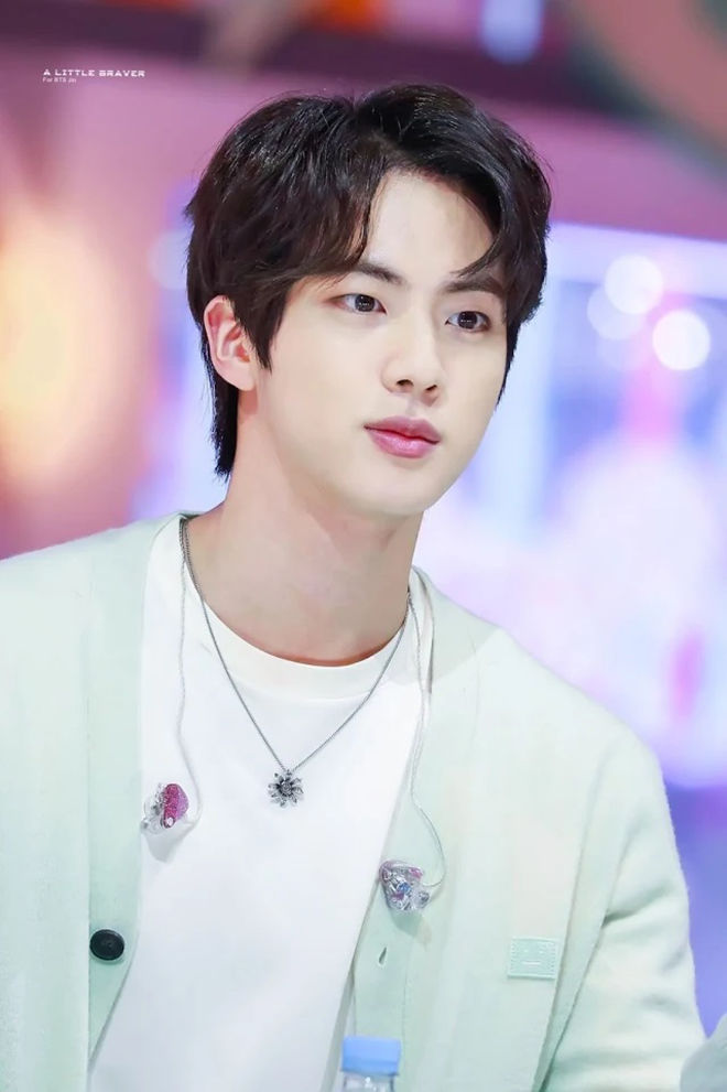 Những lần BTS bị đồn hẹn hò vô lý: V (BTS) và Joy lộ ảnh photoshop