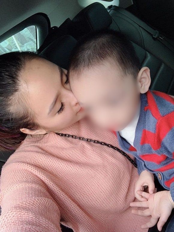Nhật Kim Anh, Lại Hương Thảo khổ sở vì giành quyền nuôi con