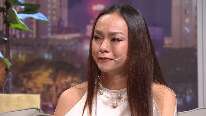 Mai Ngô: 7 tuổi đã mất cha, mạnh mẽ vì bắt chước mẹ