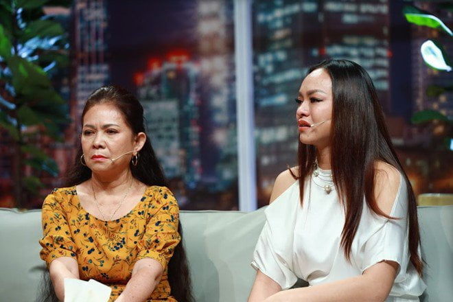 Mai Ngô: 7 tuổi đã mất cha, mạnh mẽ vì bắt chước mẹ