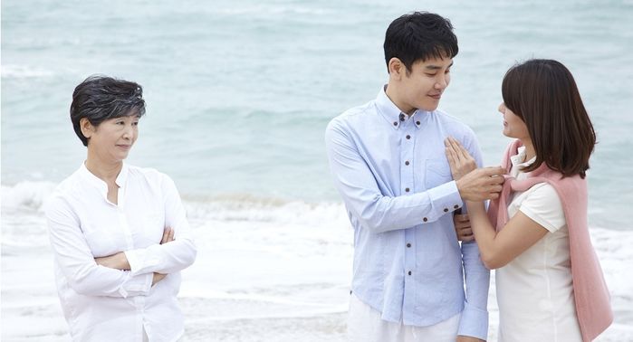 Bật cười trước chiêu rước vợ về dinh của bố mẹ ngày xưa