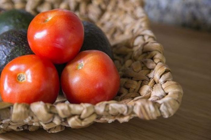 Mẹo hay giúp bạn giữ được rau củ quả tươi ngon trong thời gian lâu hơn