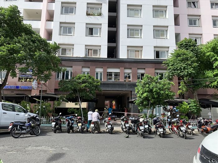 TP. HCM sáng 1/8: Quận 12 phong toả một chung cư nghi có ca nhiễm
