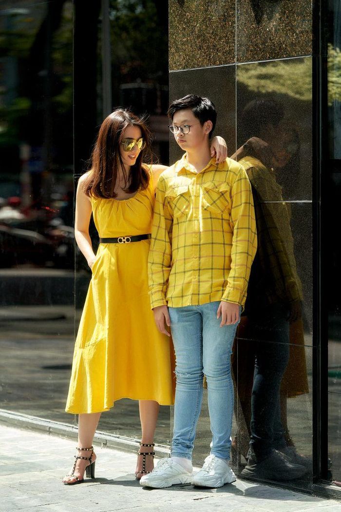 Uống sữa thay nước, con sao Việt sớm sở hữu chiều cao đáng mơ ước