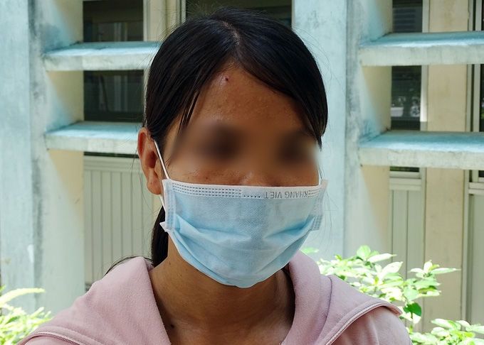 Người đàn ông ôm rắn đến viện bị nhiễm độc hoàn toàn cơ quan nội tạng