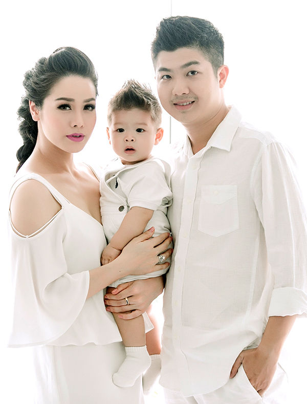 Nhật Kim Anh, Lại Hương Thảo khổ sở vì giành quyền nuôi con