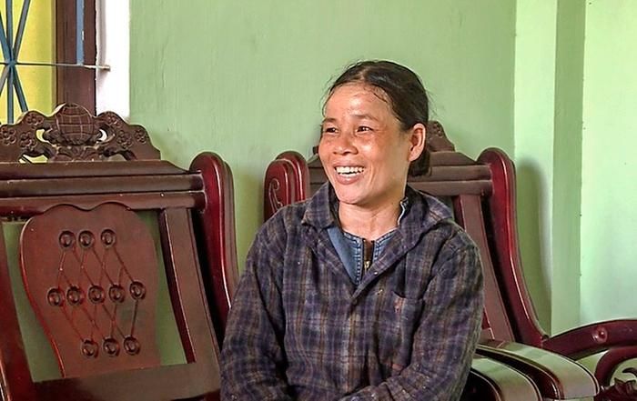 Không tham của rơi: Nữ phụ hồ trả lại 150 triệu VNĐ cho người đánh mất