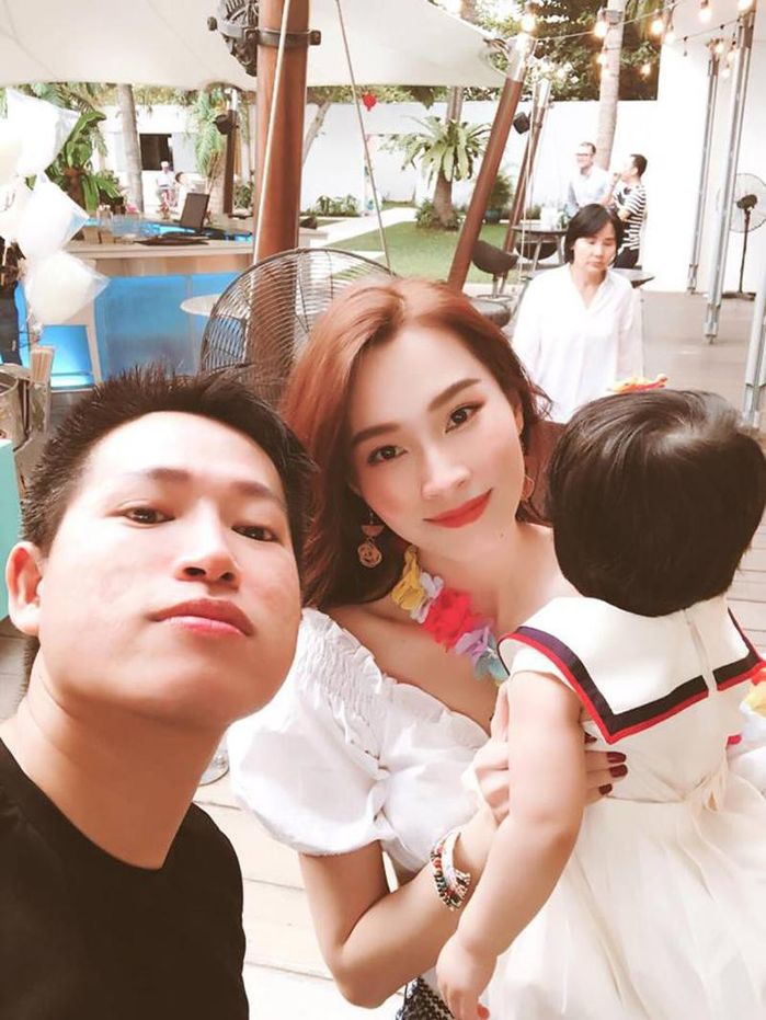 Soi tủ đồ của nhóc tỳ Vbiz: Con của Đặng Thu Thảo, Tú Anh đầy đồ hiệu