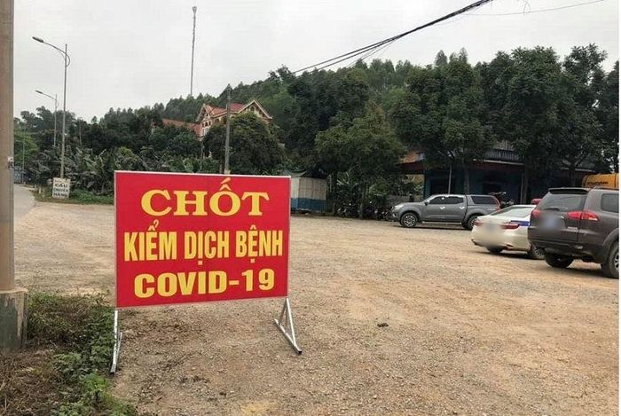 Muôn kiểu chống cách ly Covid-19 khiến nhiều người chỉ biết lắc đầu