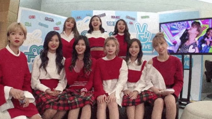 Những lần BTS bị đồn hẹn hò vô lý: V (BTS) và Joy lộ ảnh photoshop