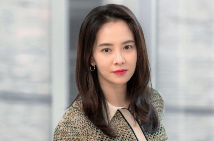 Dàn sao Hoàng Cung sau 14 năm: Riêng mình Song Jihyo ổn định