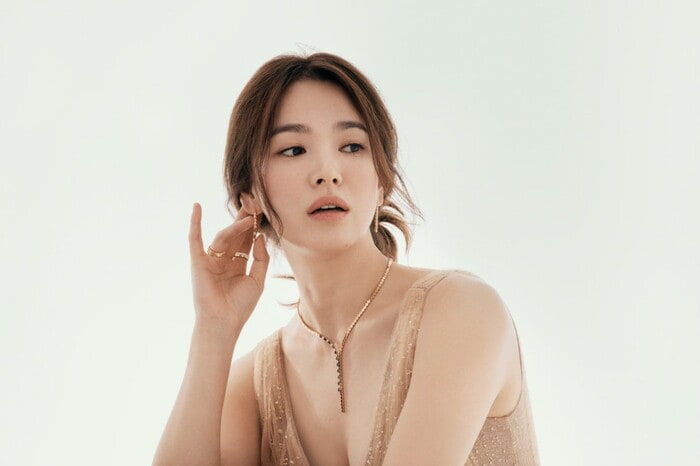 Song Hye Kyo nói về lòng thủy chung sau hơn 1 năm ly hôn