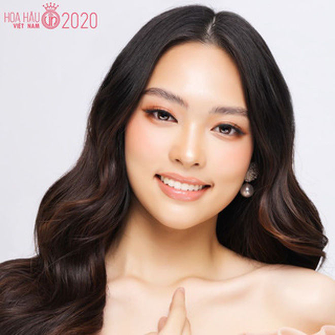 Thí sinh Hoa hậu Việt Nam gây sốt với nhan sắc na ná Jennie