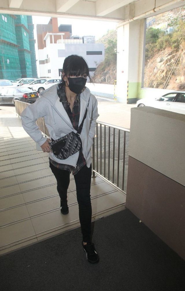 Tiểu tam cướp chồng diva Hong Kong rục rịch trở lại showbiz