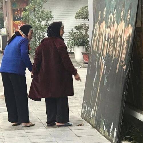Bạn thân ơi, khi về già tao với mày cũng phải hệt thế này đấy nhé!