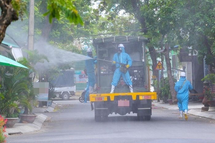 Truy tìm người đàn ông bỏ trốn khỏi chốt phòng dịch ở Quảng Ninh