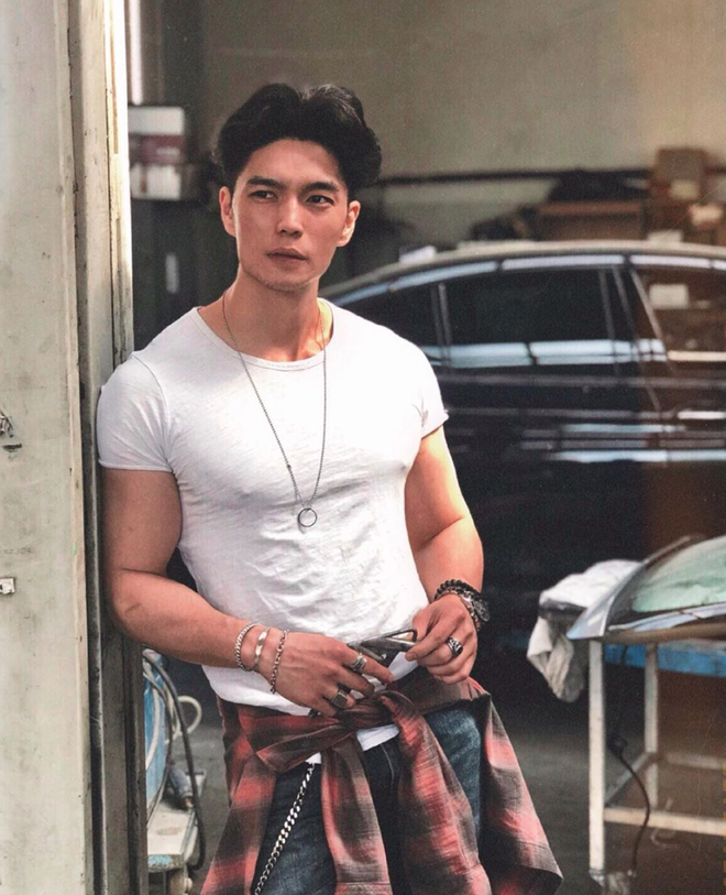 Từ Matt Liu đến Criss Lai, thì ra gu Hương Giang là phải ở nước ngoài
