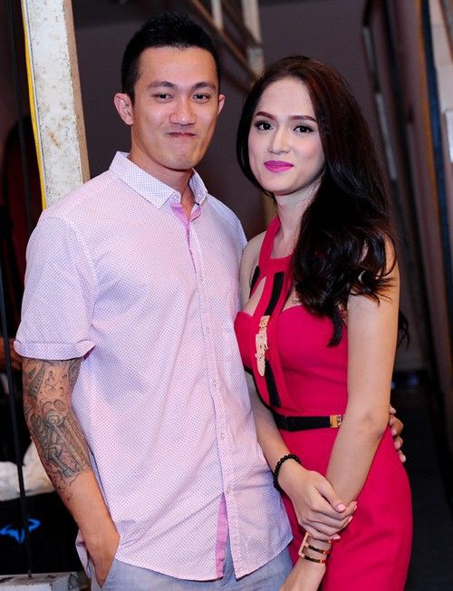 Từ Matt Liu đến Criss Lai, thì ra gu Hương Giang là phải ở nước ngoài