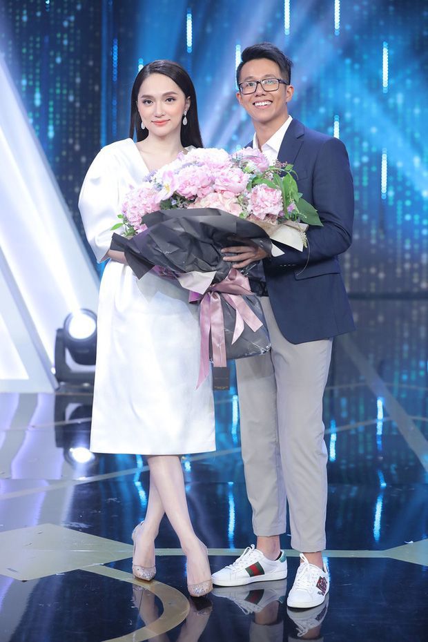 Từ Matt Liu đến Criss Lai, thì ra gu Hương Giang là phải ở nước ngoài