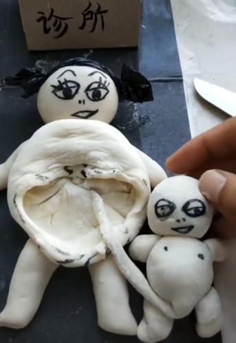 Mô tả cảnh mẹ sinh con bằng bánh bao: Đơn giản mà thấm nỗi nhọc nhằn