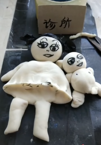 Mô tả cảnh mẹ sinh con bằng bánh bao: Đơn giản mà thấm nỗi nhọc nhằn