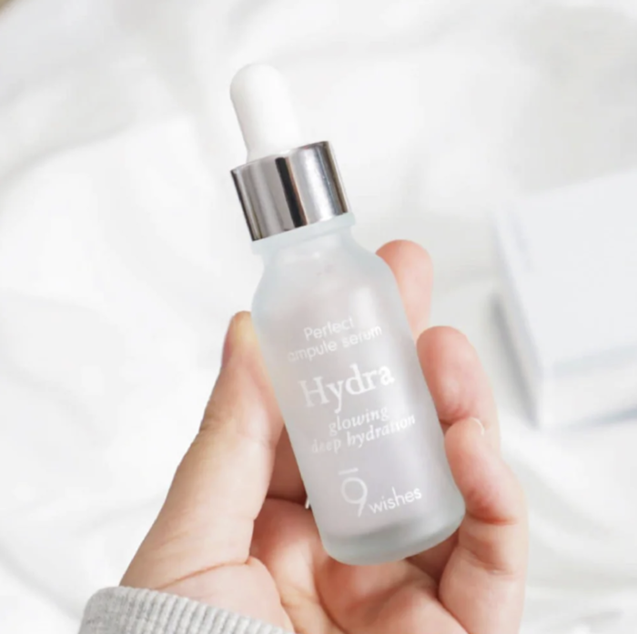 4 serum giúp da căng mướt: Loại chứa dịch nhầy ốc sên đen cấp ẩm sâu