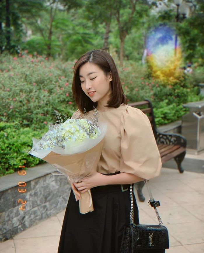 Vợ chồng Thúy Vân khoe ảnh siêu âm, Lan Ngọc hội ngộ dàn mỹ nhân
